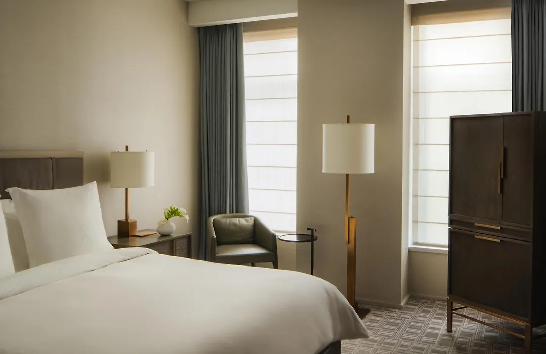 Four Seasons Hotel New York Downtown-1