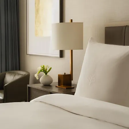 Four Seasons Hotel New York Downtown-3